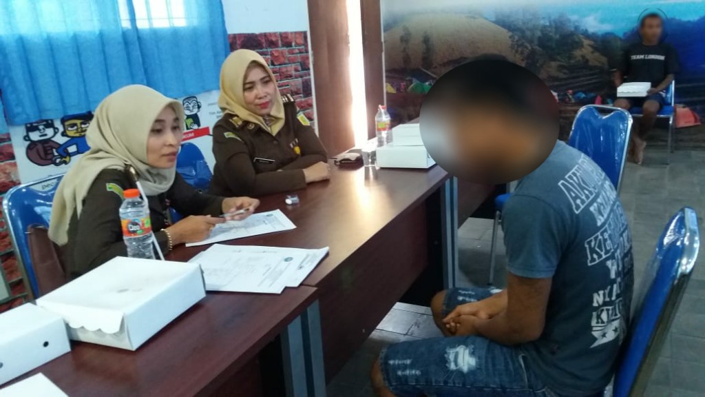 BNNK LUMAJANG OPTIMALKAN TIM ASESMEN TERPADU UNTUK PULIHKAN PECANDU NARKOBA BNNK LUMAJANG OPTIMALKAN TIM ASESMEN TERPADU UNTUK PULIHKAN PECANDU NARKOBA