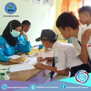 tes urine smpn 2 tempeh