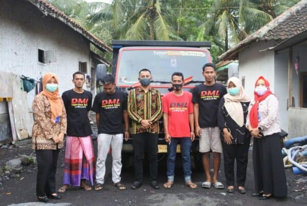 KOMUNITAS DUMPTRUCK MANIA LUMAJANG MENDUKUNG PENUH BNN KABUPATEN LUMAJANG DALAM MEMBERANTAS NARKOBA