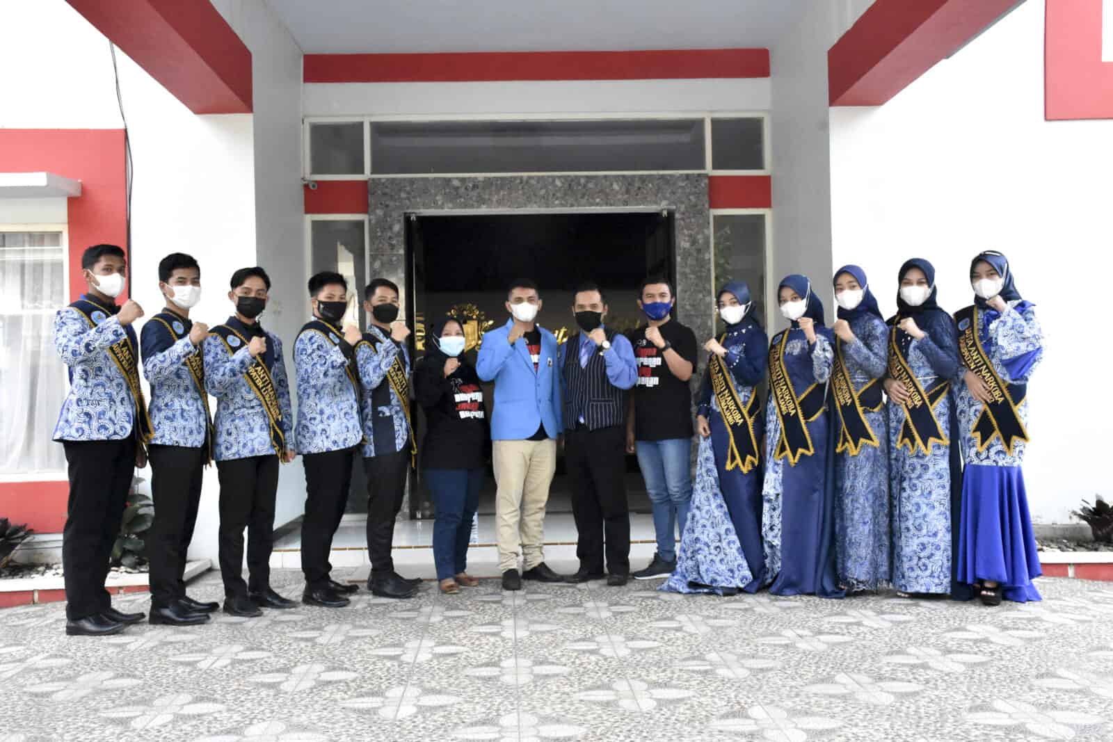 DIALOG INTERAKTIF REMAJA KE-6 DIALOG INTERAKTIF REMAJA KE-6